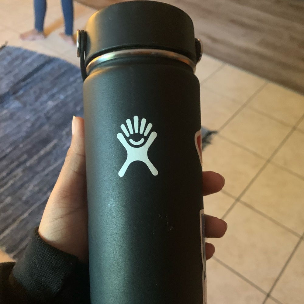 20oz Hydroflask: Black